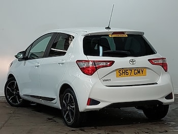 Used Toyota Yaris 2017 for sale - 75526159: Photo