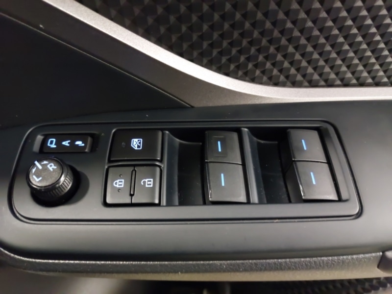 Used Toyota C-HR 2022 for sale - 76959147: Photo 19