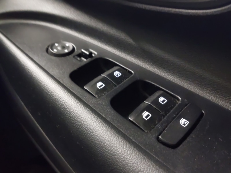 Used Hyundai i20 2023 for sale - 77239805: Photo 18