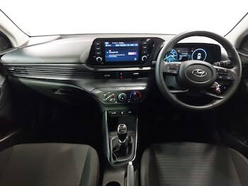 Used Hyundai i20 2023 for sale - 77239805: Photo