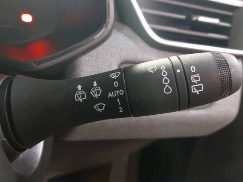 Used Renault Clio 2024 for sale - 77299935: Photo 14