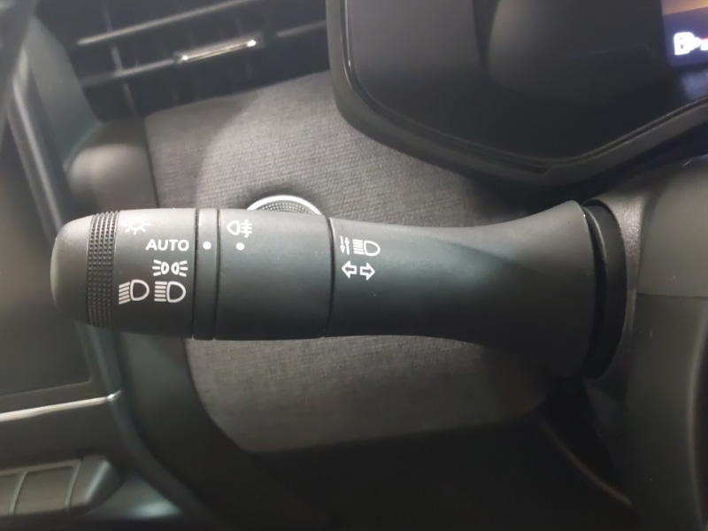 Used Renault Clio 2024 for sale - 77299935: Photo 15