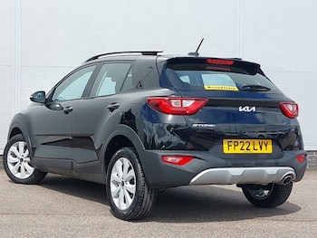Used Kia Stonic 2022 for sale - 79348020: Photo