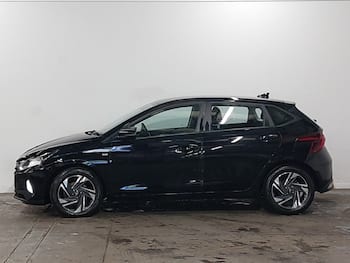 Used Hyundai i20 2023 for sale - 79607447: Photo