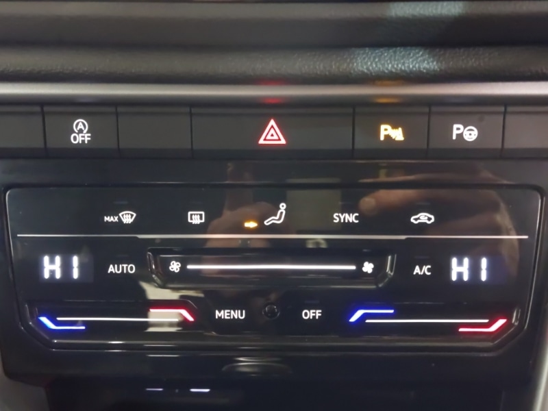 Used Volkswagen T-Roc 2022 for sale - 77433268: Photo 16