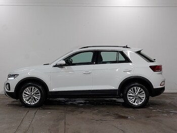 Used Volkswagen T-Roc 2022 for sale - 77433268: Photo