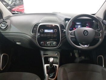 Used Renault Captur 2019 for sale - 78669949: Photo