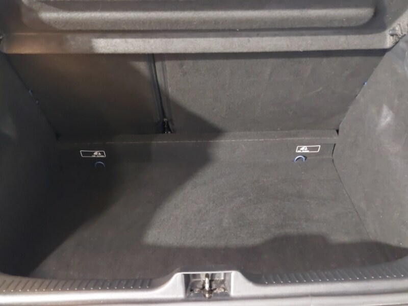 Used Renault Clio 2018 for sale - 78164206: Photo 8