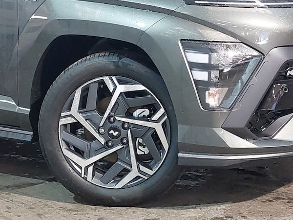 Used Hyundai KONA 2025 for sale - 76289246: Photo 9
