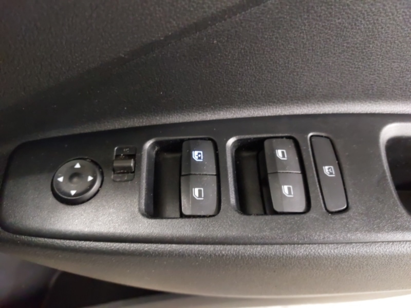 Used Hyundai i10 2022 for sale - 76800147: Photo 19