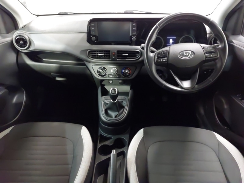 Used Hyundai i10 2022 for sale - 76800147: Photo 2