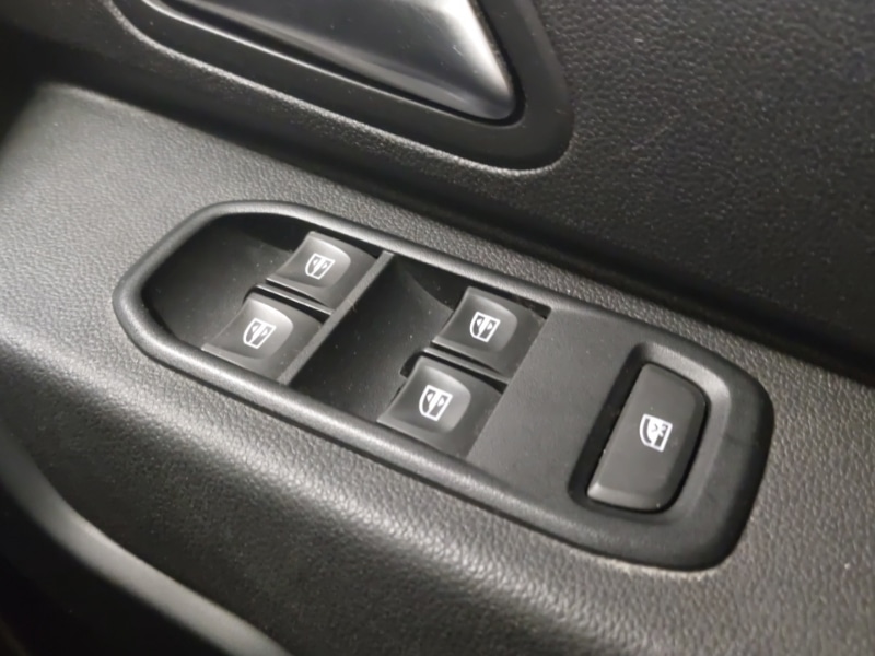 Used Dacia Duster 2018 for sale - 77289865: Photo 18