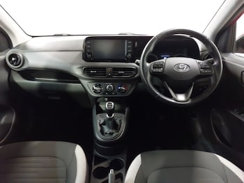 Used Hyundai i10 2023 for sale - 77922487: Photo