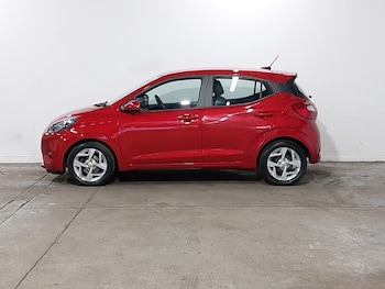 Used Hyundai i10 2023 for sale - 77922487: Photo