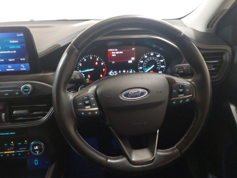 Used Ford Focus 2020 for sale - 76393044: Photo 10