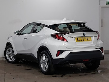 Used Toyota C-HR 2023 for sale - 78747683: Photo