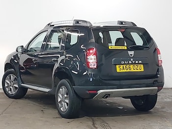 Used Dacia Duster 2016 for sale - 78693239: Photo