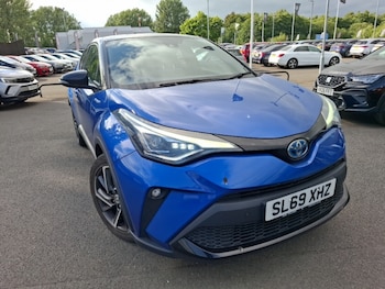 Used Toyota C-HR 2019 for sale - 79144083: Photo