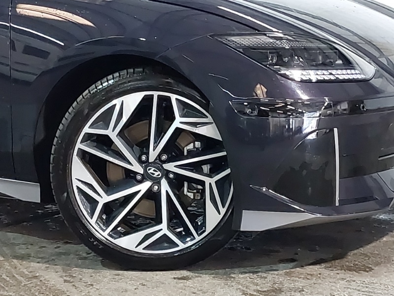 Used Hyundai IONIQ 6 2024 for sale - 76785545: Photo 9