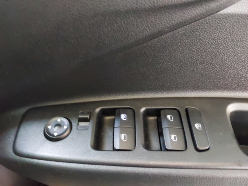Used Hyundai i10 2024 for sale - 76078843: Photo 19