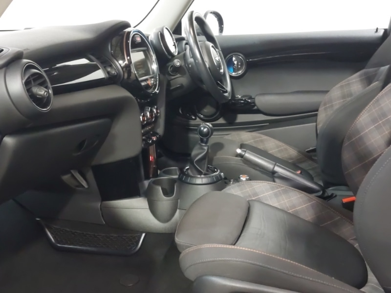 Used MINI Hatch 2017 for sale - 77433735: Photo 5