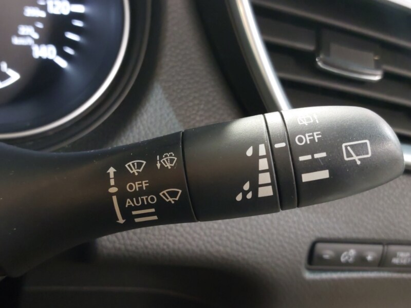 Used Nissan Qashqai 2018 for sale - 76639436: Photo 13