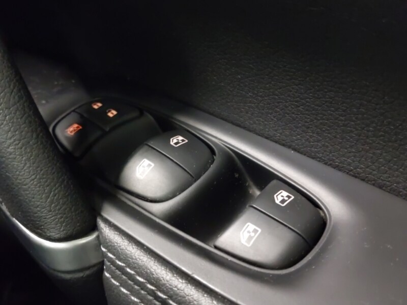 Used Nissan Qashqai 2018 for sale - 76639436: Photo 19