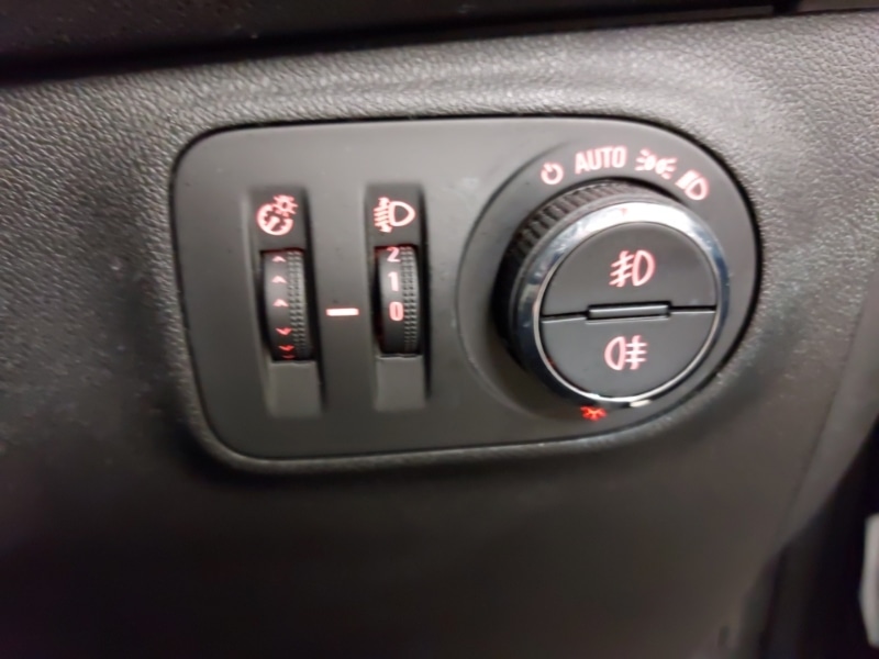 Used Vauxhall Corsa 2017 for sale - 76839092: Photo 18