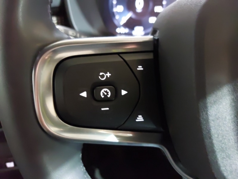 Used Volvo XC40 2021 for sale - 76343473: Photo 12