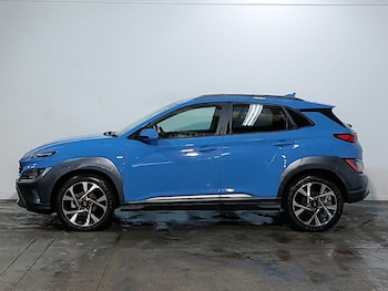 Used Hyundai KONA 2023 for sale - 76134852: Photo 4