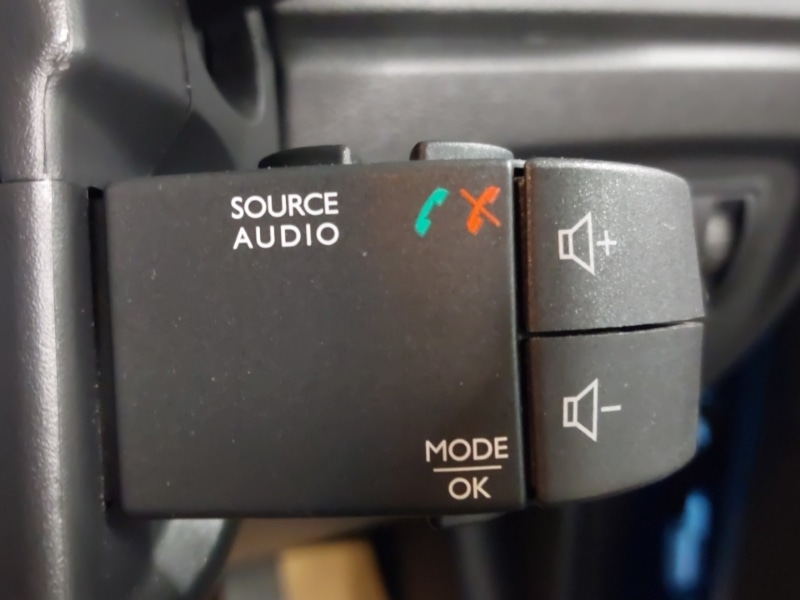 Used Renault Captur 2016 for sale - 77141585: Photo 16