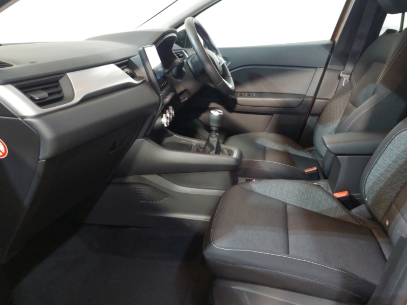 Used Renault Captur 2022 for sale - 76893515: Photo 5