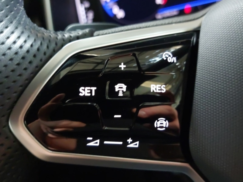 Used Volkswagen T-Roc 2022 for sale - 76893522: Photo 14