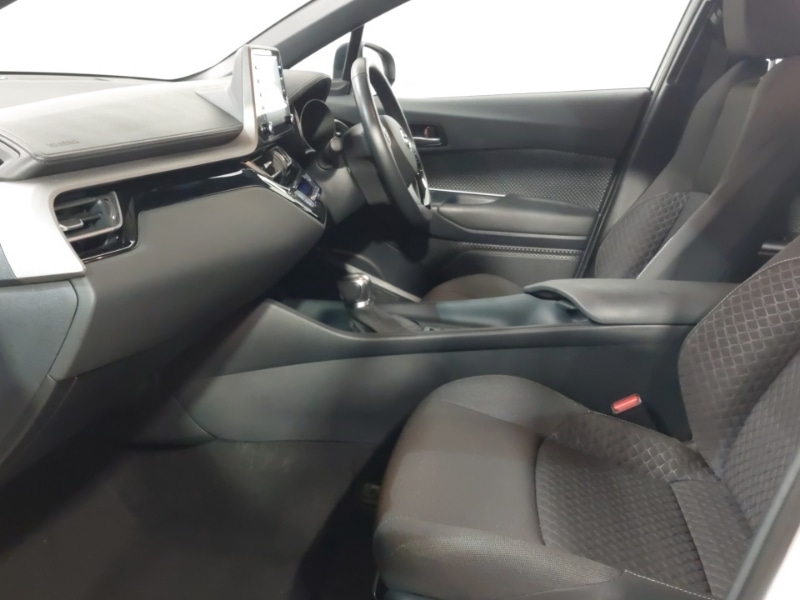 Used Toyota C-HR 2023 for sale - 77404897: Photo 5