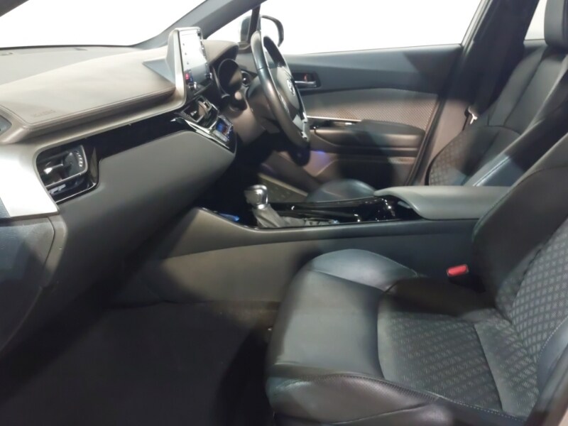 Used Toyota C-HR 2021 for sale - 76258171: Photo 5