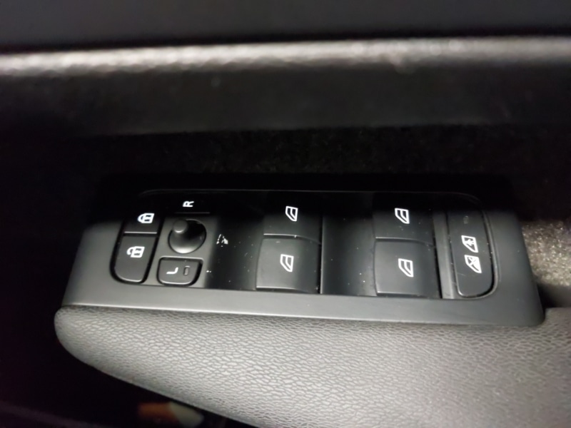 Used Volvo C40 2023 for sale - 77130112: Photo 19