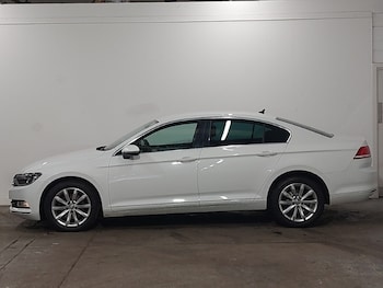 Used Volkswagen Passat 2016 for sale - 78704101: Photo