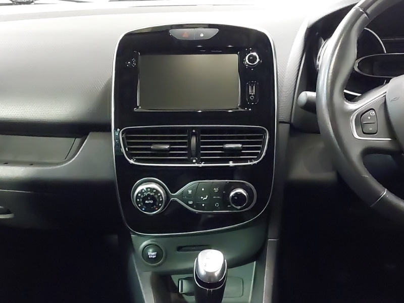 Used Renault Clio 2019 for sale - 76959122: Photo 11