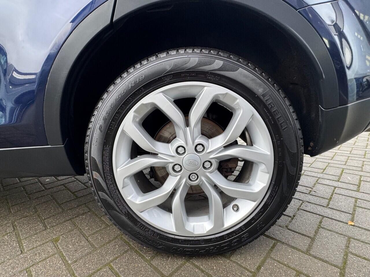 Used Land Rover Discovery Sport 2017 for sale - 77120145: Photo 16