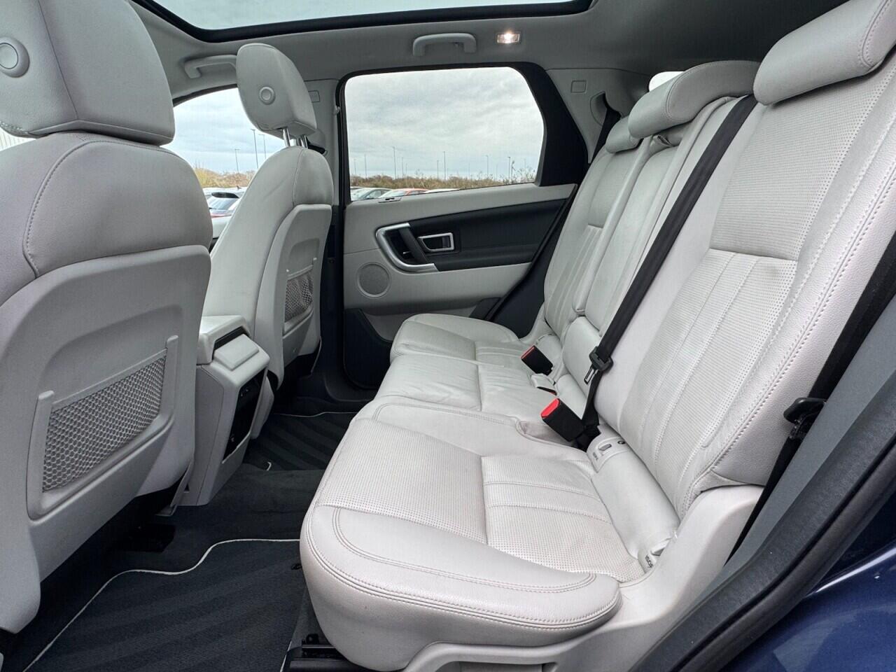 Used Land Rover Discovery Sport 2017 for sale - 77120145: Photo 24