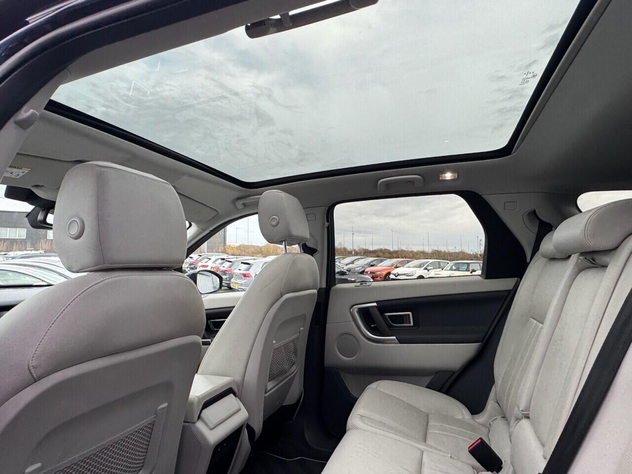 Used Land Rover Discovery Sport 2017 for sale - 77120145: Photo 42