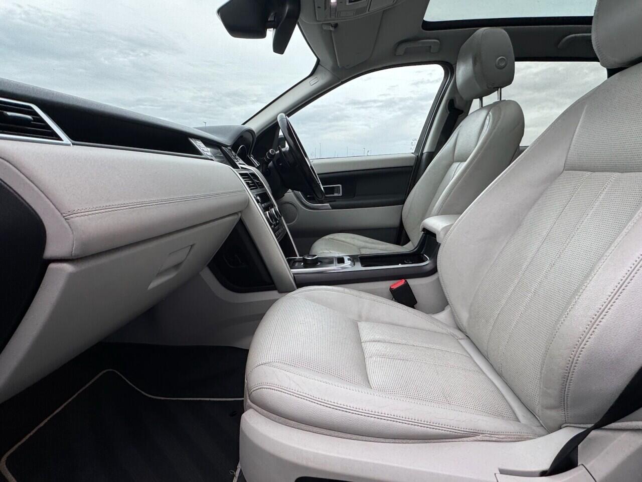 Used Land Rover Discovery Sport 2017 for sale - 77120145: Photo 5