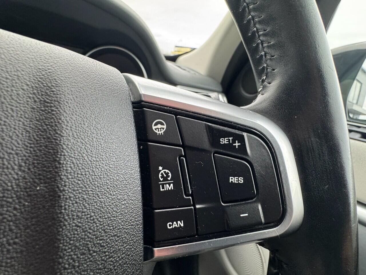 Used Land Rover Discovery Sport 2017 for sale - 77120145: Photo 59