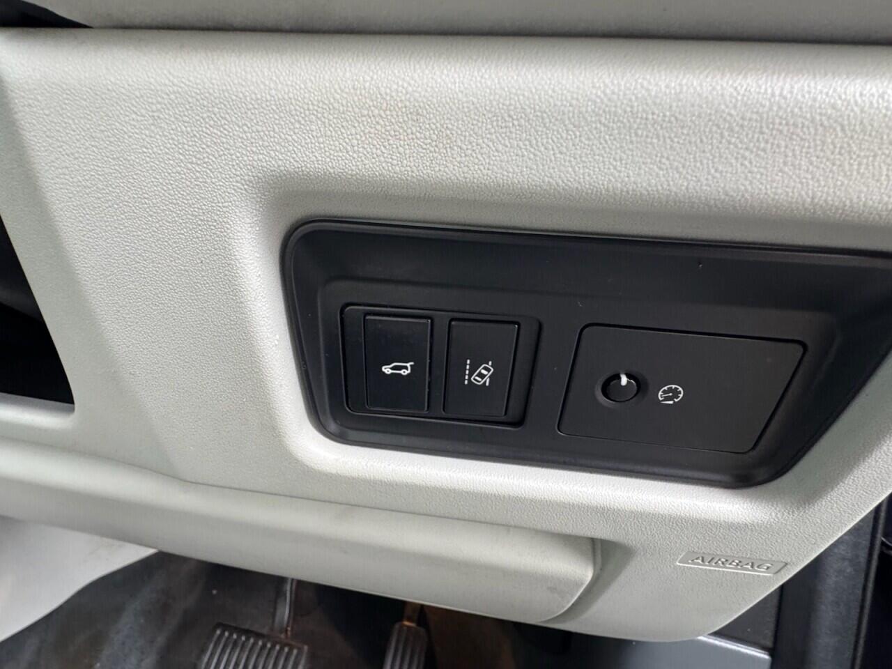 Used Land Rover Discovery Sport 2017 for sale - 77120145: Photo 65