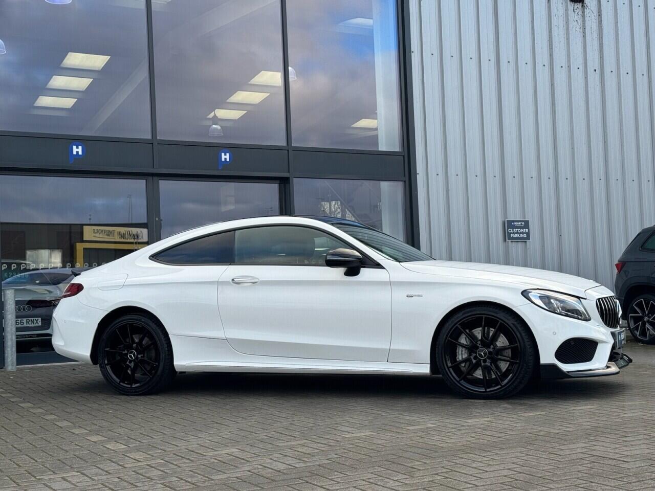 Used Mercedes-Benz C Class 2018 for sale - 76899125: Photo 16