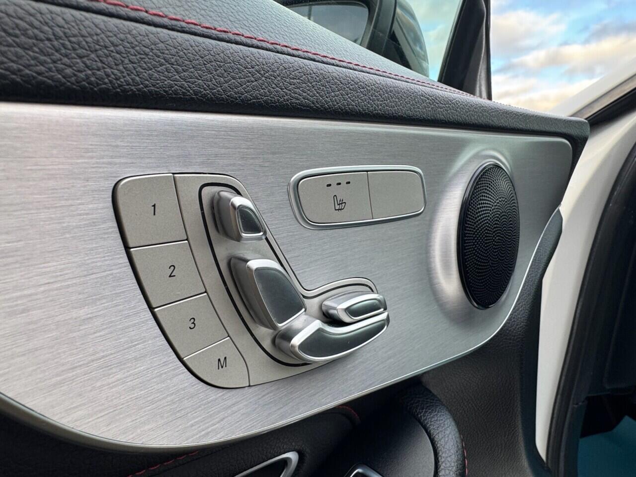 Used Mercedes-Benz C Class 2018 for sale - 76899125: Photo 36