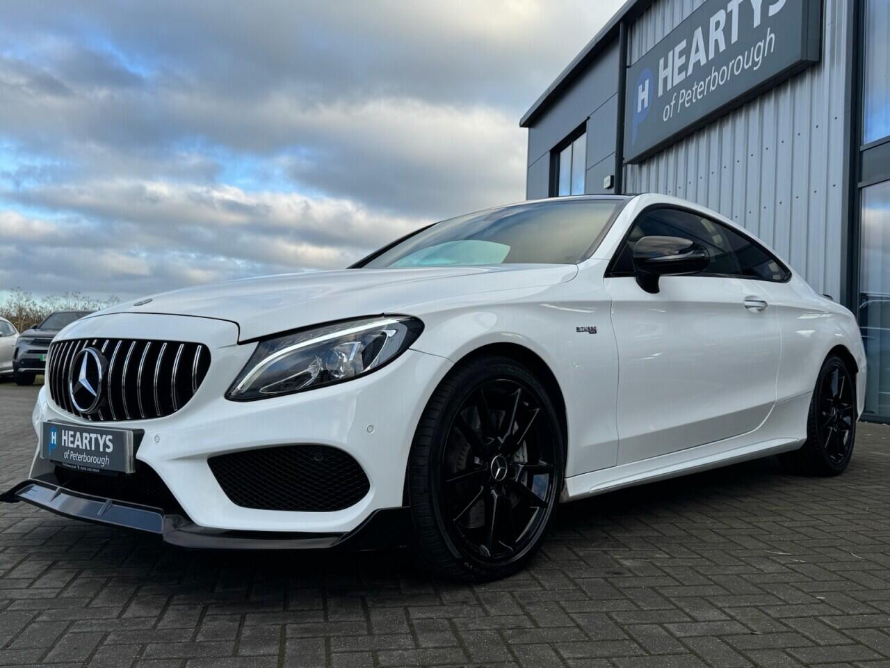 Used Mercedes-Benz C Class 2018 for sale - 76899125: Photo 4