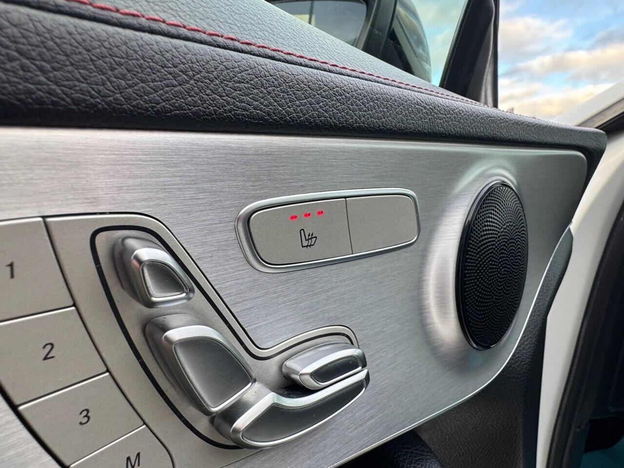 Used Mercedes-Benz C Class 2018 for sale - 76899125: Photo 48