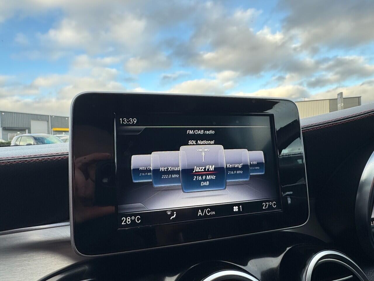 Used Mercedes-Benz C Class 2018 for sale - 76899125: Photo 55