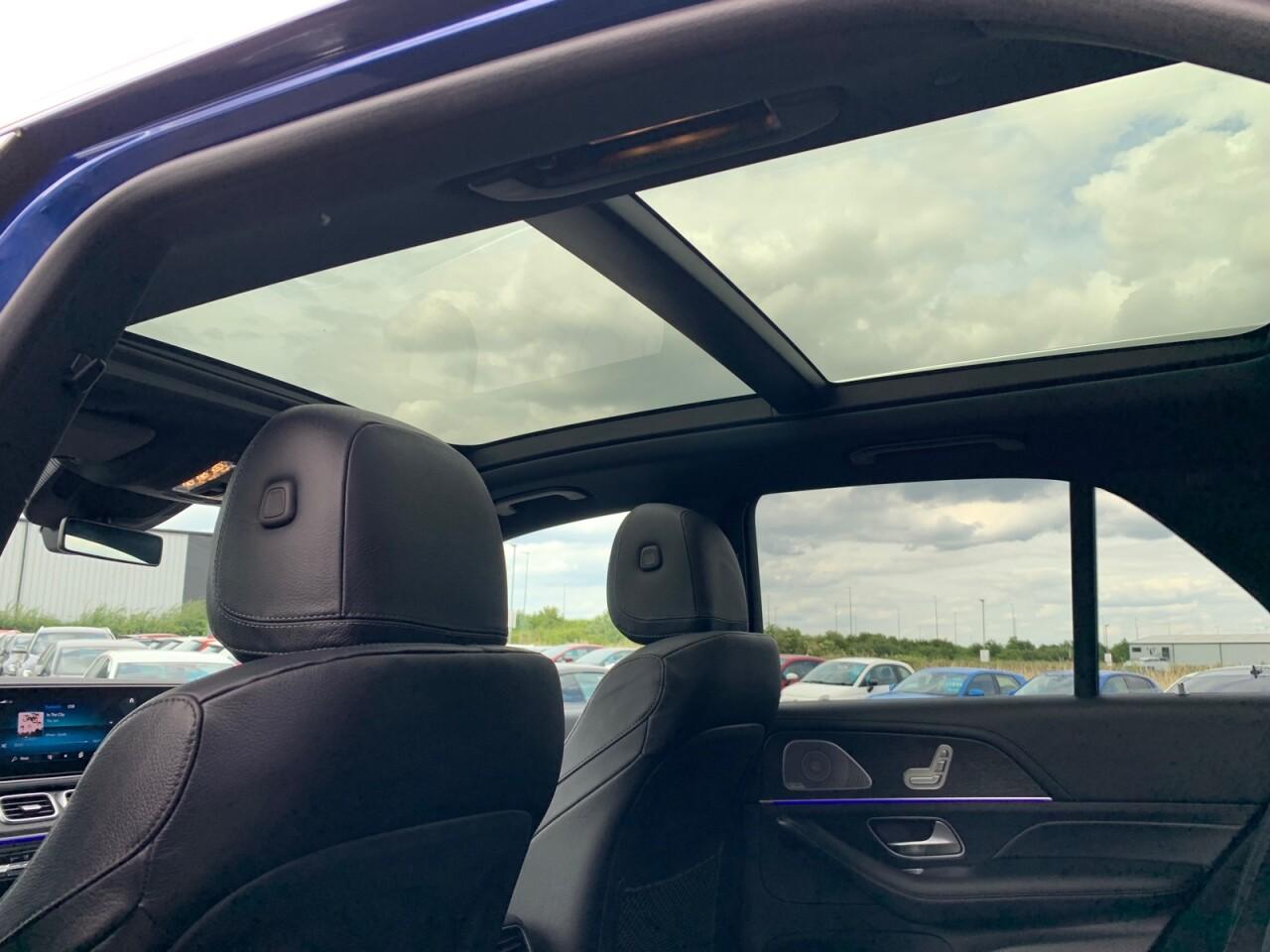 Used Mercedes-Benz GLE 2019 for sale - 76702330: Photo 63